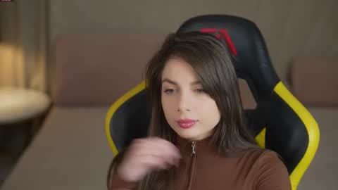 Snapshot of viktoria_storm chatting on 09-20-25, 07:26 Alisa online show from 09-20-25, 07:26