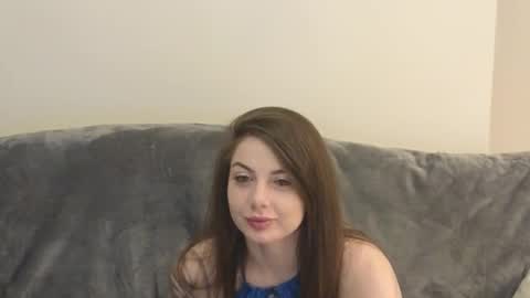 Snapshot of viktoria_storm chatting on 11-17-25, 05:35 Alisa online show from 11-17-25, 05:35