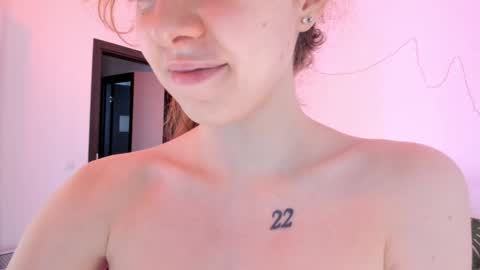 Vikky online show from 12-17-24, 11:28