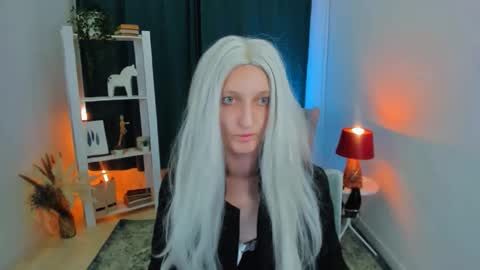 Viktoria online show from 12-02-25, 11:04