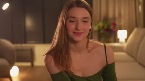 Lana online show from 11-06-25, 11:55