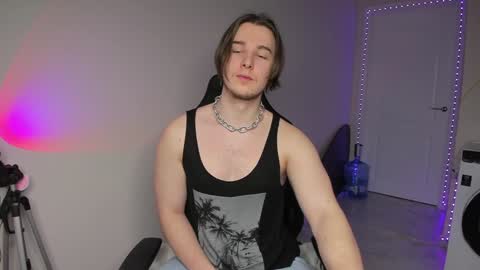 Vincent Strong online show from 12-06-24, 08:05