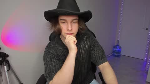 Vincent Strong online show from 01-05-25, 12:10