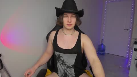 Vincent Strong online show from 01-08-25, 07:45