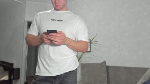 Vincent.  uncut 18cm online show from 01-06-25, 03:19