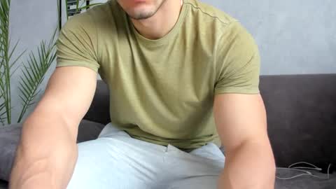 Vincent.  uncut 18cm online show from 02-27-25, 09:00