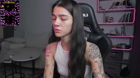 Snapshot of vinkitinkii chatting on 01-29-25, 07:04 vinkitinkii online show from 01-29-25, 07:04