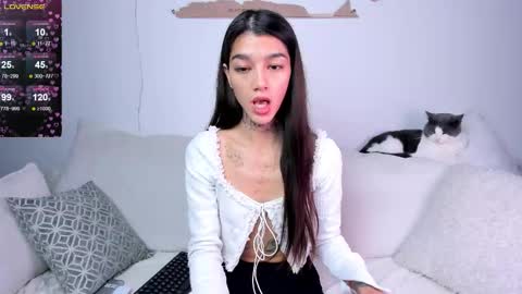 Snapshot of vinkitinkii chatting on 09-18-25, 06:59 vinkitinkii online show from 09-18-25, 06:59