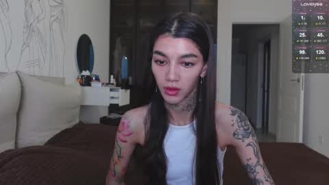 Snapshot of vinkitinkii chatting on 10-26-25, 07:14 vinkitinkii online show from 10-26-25, 07:14