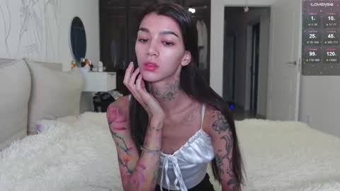 vinkitinkii online show from 12-16-25, 07:13