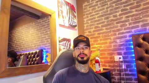 ---Vinzen--- online show from 11-12-25, 04:13