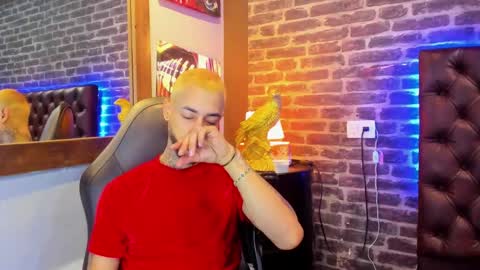 ---Vinzen--- online show from 12-17-25, 04:18