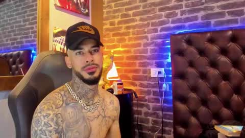 ---Vinzen--- online show from 12-18-25, 09:43