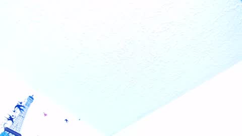 Snapshot of vio_let_ chatting on 01-25-25, 10:08 Daniela online show from 01-25-25, 10:08