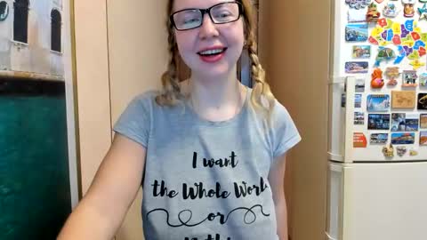 Snapshot of viodetta chatting on 11-15-25, 09:28 viodetta online show from 11-15-25, 09:28