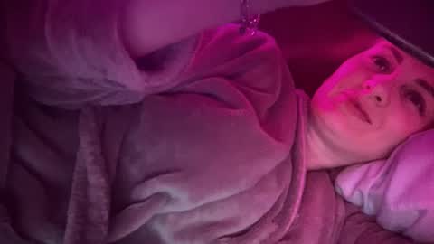 Funny  girl online show from 02-18-25, 04:59