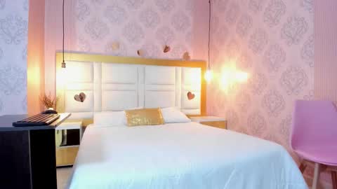 Violet  online show from 02-28-26, 11:55