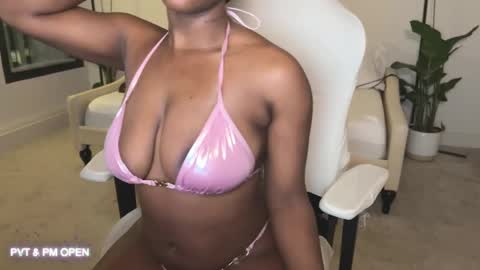 Fantasy Black Girl online show from 02-11-25, 02:35