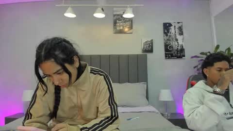 Violet and Myers online show from 10-22-25, 11:21