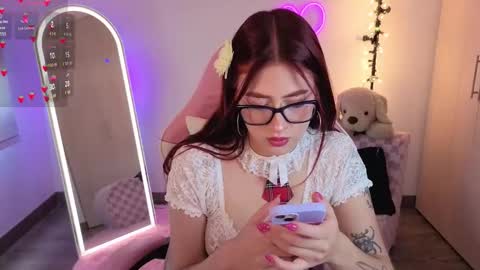 violet online show from 02-12-26, 05:52