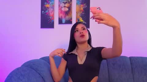 violet_jhonson online show from 11-01-25, 03:14