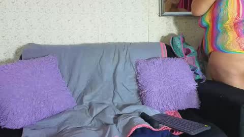 violet_jones23_aws online show from 01-12-26, 05:40