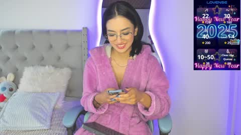 Snapshot of violet_rost chatting on 01-06-25, 02:14  Violet  online show from 01-06-25, 02:14