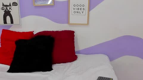 violeta_1404 online show from 10-25-25, 11:40