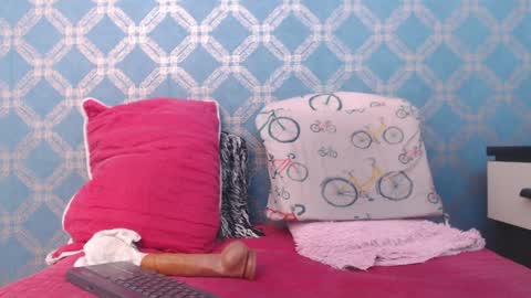 Violeta  online show from 01-24-25, 01:13