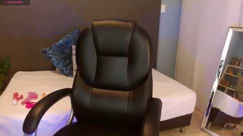 Violeta leon online show from 09-12-25, 03:17