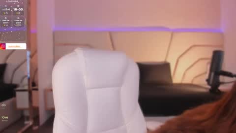 Snapshot of violeta_marquez chatting on 10-28-25, 11:47 violeta_marquez online show from 10-28-25, 11:47