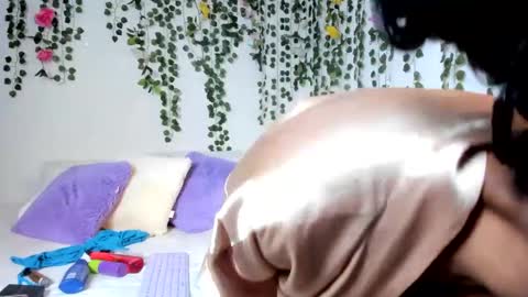 Violeta online show from 03-10-25, 02:37