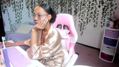 Violeta online show from 09-19-25, 03:13