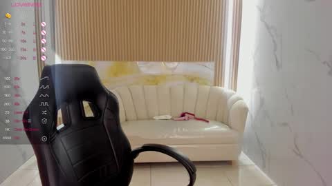 Snapshot of violeta_sub chatting on 02-24-26, 01:20 IG violeta sub online show from 02-24-26, 01:20