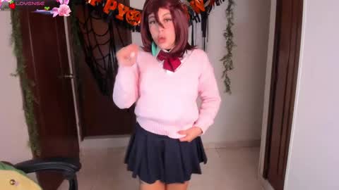 Violeta  Help me reach 150 thumbs up    online show from 10-15-25, 11:16