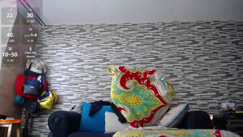 Snapshot of violetagomez_co chatting on 02-15-26, 03:31 Violeta Gmez online show from 02-15-26, 03:31