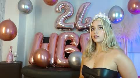 Violeta online show from 12-02-25, 04:35