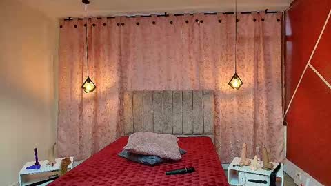 Snapshot of violetascott_ chatting on 09-29-25, 01:38 VIOLETA online show from 09-29-25, 01:38