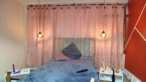 Snapshot of violetascott_ chatting on 10-07-25, 01:41 VIOLETA online show from 10-07-25, 01:41