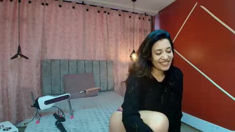 Snapshot of violetascott_ chatting on 10-24-25, 02:46 VIOLETA online show from 10-24-25, 02:46