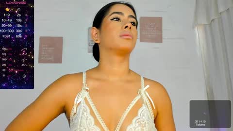 Snapshot of violetasotter chatting on 12-26-24, 12:16 Violeta online show from 12-26-24, 12:16