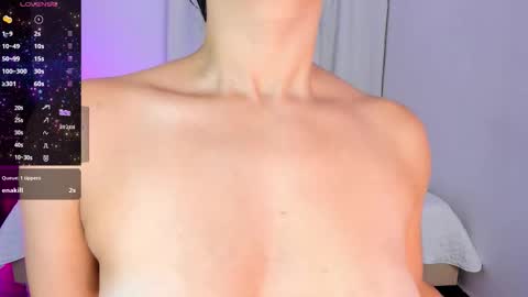 Snapshot of violetasotter chatting on 10-10-25, 12:26 Violeta online show from 10-10-25, 12:26