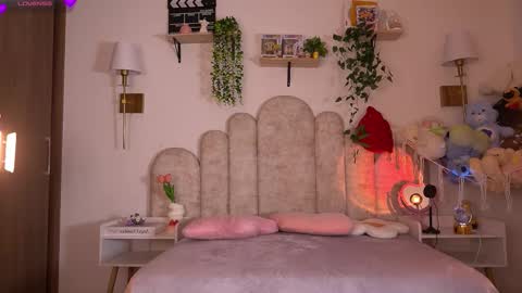 violeth___ online show from 02-13-26, 01:07