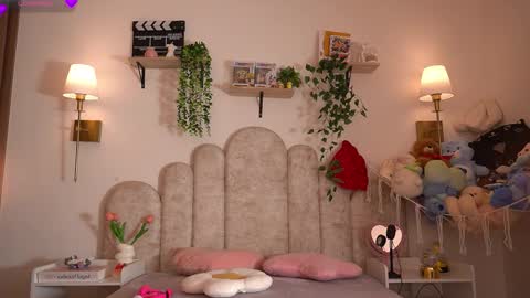 violeth___ online show from 02-18-26, 01:07