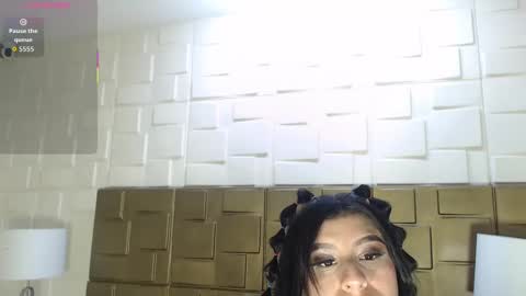 VioletLux online show from 10-20-25, 07:58