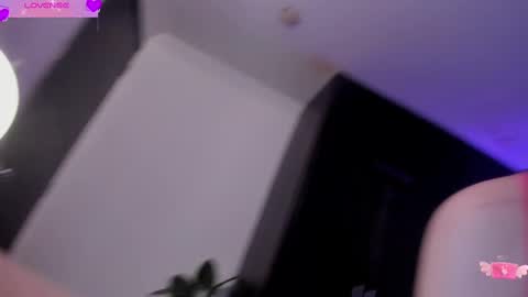 Snapshot of violetparkker chatting on 02-14-25, 05:46 violetparkker online show from 02-14-25, 05:46