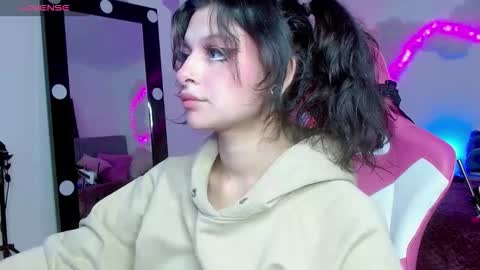   online show from 10-23-25, 08:18