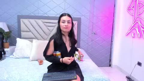 Violet Rousse online show from 03-09-25, 11:25