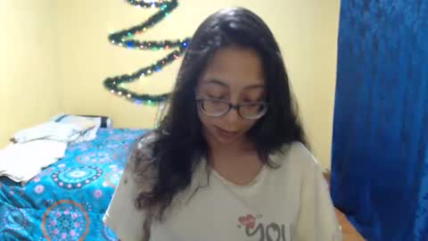 Violet777  online show from 12-28-24, 07:44