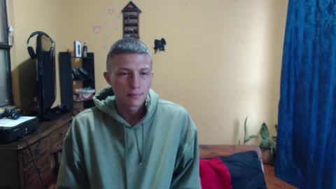 Violet777  online show from 10-09-25, 10:57